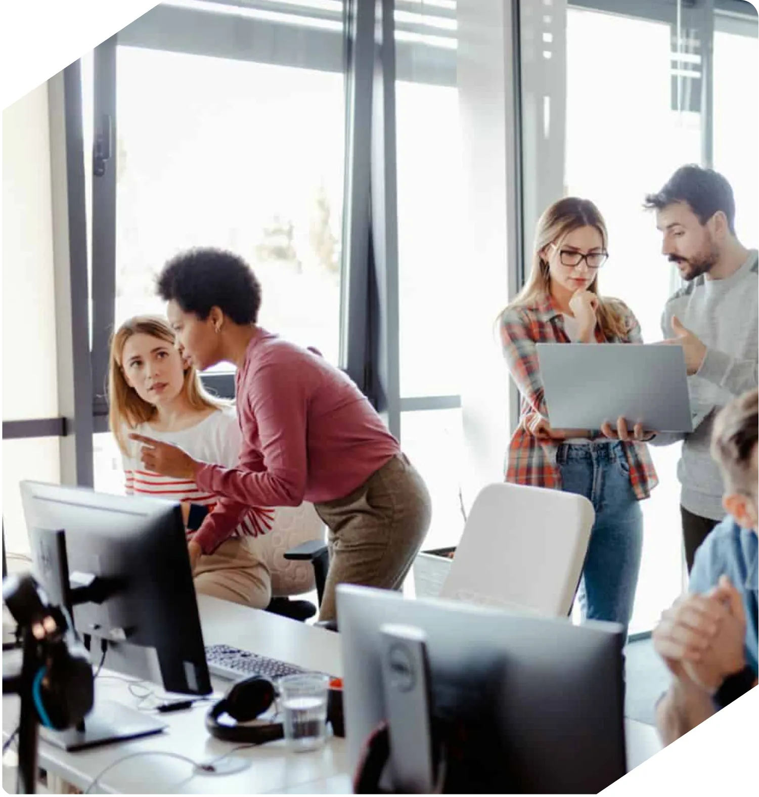 The Reasons Why to Outsource Software Development?